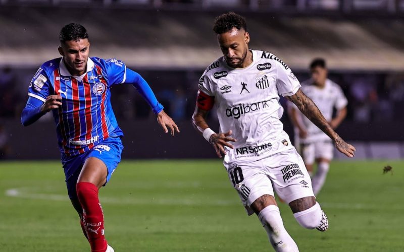 Neymar é expulso por ‘Lei Vini Jr.’ e recebe críticas de jogador do Bahia após desentendimento em jogo do Santos
