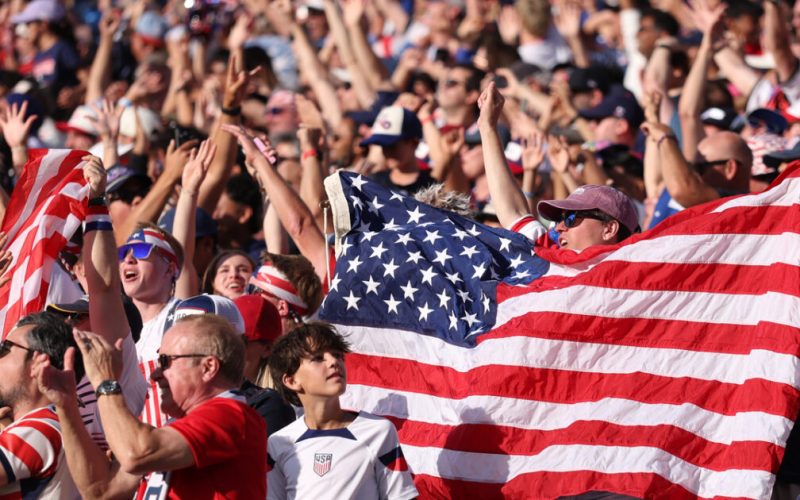 Copa do Mundo impulsiona a popularidade do futebol nos EUA, com aumento de 10% entre os fãs