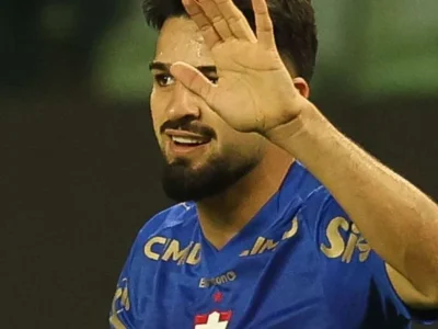 Palmeiras derrota Bahia por 1 a 0 e se aproxima do Flamengo na briga pelo título do Brasileirão