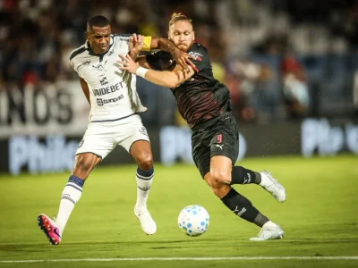 Remo e RB Bragantino se enfrentam no Mangueirão pela 31ª rodada do Brasileirão; veja escalações e onde assistir