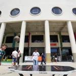 Últimos dias para visitar a exposição "Amarelinha" com camisas históricas da Seleção Brasileira no Museu do Futebol