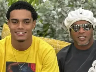 Ronaldinho Gaúcho recorda infância humilde e emociona fãs: “Era o menino mais feliz do mundo”