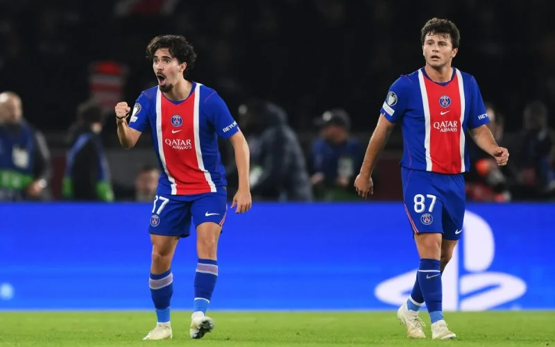 Bayern de Munique e Arsenal se enfrentam em duelo decisivo pela Champions League; PSG e Liverpool mantêm 100% de aproveitamento na fase de grupos