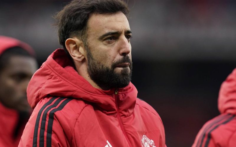 Paul Scholes critica Bruno Fernandes: "Deve deixar o futebol europeu" após declarações polêmicas sobre o Manchester United
