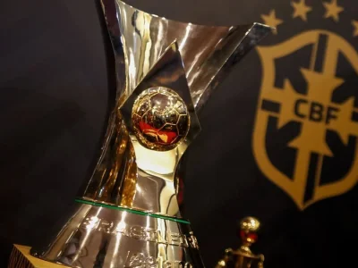 Doze clubes da Série A enfrentam pendências financeiras com a CBF; quatro correm risco de transferência congelada