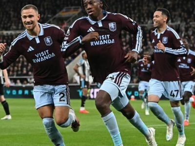 Aston Villa derrota Newcastle e respira na briga pela Premier League
