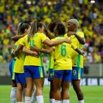 Brasil iguala com Argentina em amistoso após expulsão, mas perde chance de vitória