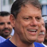 Governadores eleitos em 2026 revelam suas paixões futebolísticas, com Flamengo em destaque