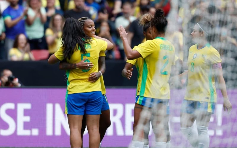 Garbelini marca e Brasil vence Argentina em amistoso na Arena Pernambuco