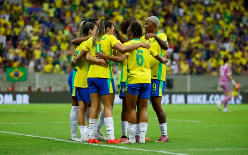 Brasil cede empate para a Argentina em amistoso após liderar por 2 a 0