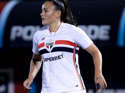 Camilinha volta ao São Paulo para a decisão do Brasileirão Feminino contra o Corinthians