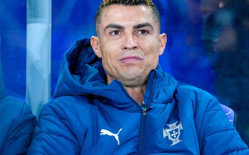 Arturo Vidal critica Jorge Jesus por desrespeito a Cristiano Ronaldo na seleção portuguesa