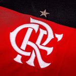 Erros de arbitragem complicam jogo entre Santos e Flamengo e afetam título nacional