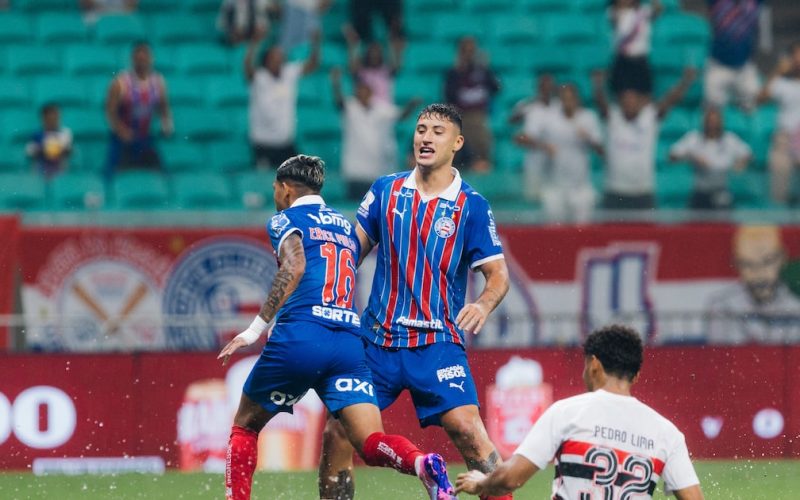 São Paulo cai fisicamente, empata e é derrotado pelo Bahia na Arena Fonte Nova