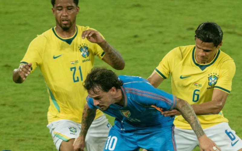 Brasil goleia a Índia por 4 a 0 com destaque para jogadores do Flamengo na Super Data Fifa