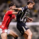 Atlético é eliminado da Copa do Brasil Feminina após disputa de pênaltis contra o Internacional nas quartas de final
