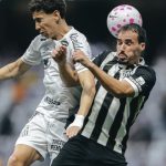 Borbas brilha e vira o jogo para o Atlético-MG na vitória sobre o Santos no Brasileirão