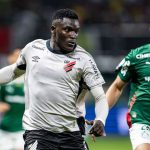 Palmeiras busca liderança do Brasileiro em desafio contra o invicto Athletico-PR na Arena da Baixada