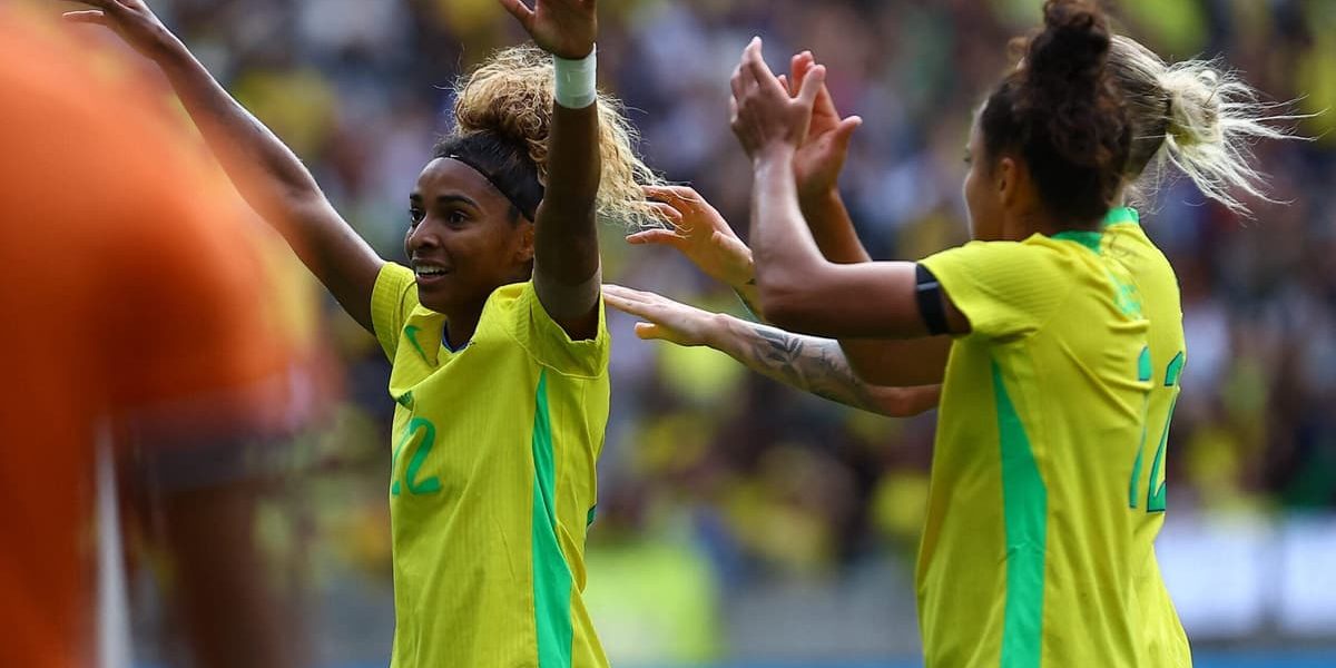 Luany brilha com golaço e leva a Seleção Brasileira a vitória sobre a Argentina em amistoso preparatório para a Copa do Mundo de 2027