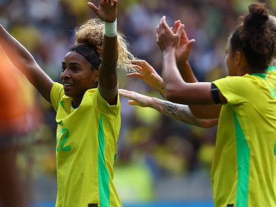 Luany brilha com golaço e leva a Seleção Brasileira a vitória sobre a Argentina em amistoso preparatório para a Copa do Mundo de 2027