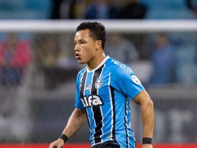 Marlon fala sobre pressão psicológica e luta contra o rebaixamento do Grêmio na Série A