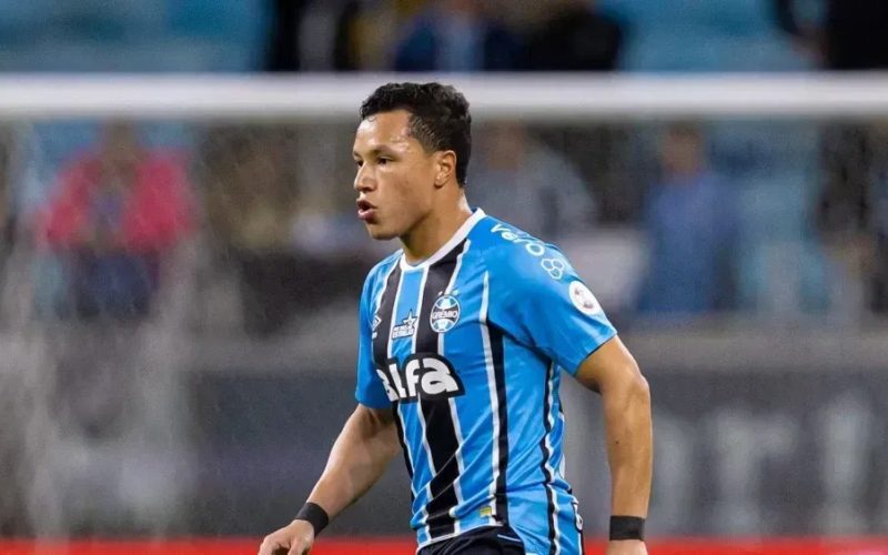 Marlon fala sobre pressão psicológica e luta contra o rebaixamento do Grêmio na Série A