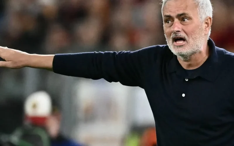Mourinho defende Vini Jr e critica punição da La Liga: "Sem vergonha"