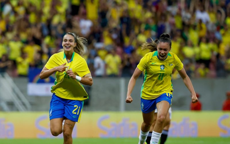 Futebol feminino brasileiro aposta em crescimento sustentável além da Copa de 2027, afirma executiva da Fsports