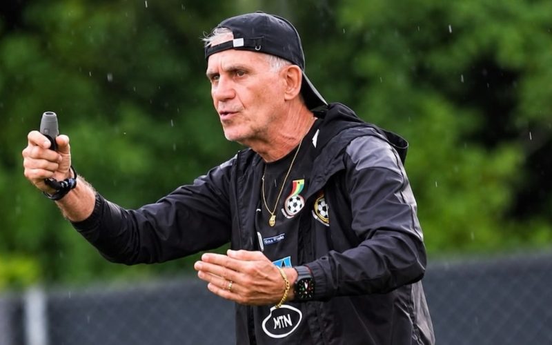 Carlos Queiroz deixa seleção de Gana apenas dois jogos após renovação de contrato
