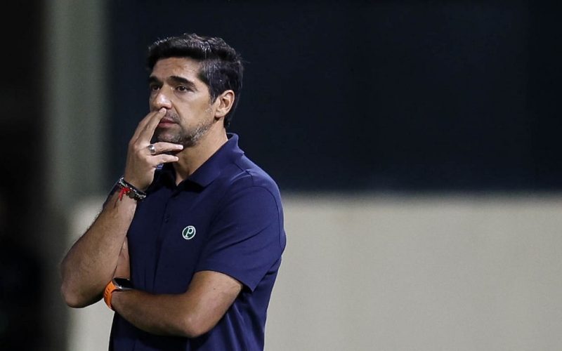 Abel Ferreira critica o calendário do futebol brasileiro após vitória do Palmeiras sobre o Bragantino: ‘Só três dias para preparar para uma final’