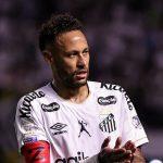 Áudio do VAR revela detalhes da expulsão de Neymar: "Tapou a boca e foi confrontar o adversário"