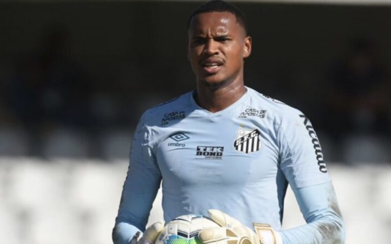 Santos enfrenta dívidas de R$ 25 milhões com cinco clubes brasileiros e busca solução para transfer bans