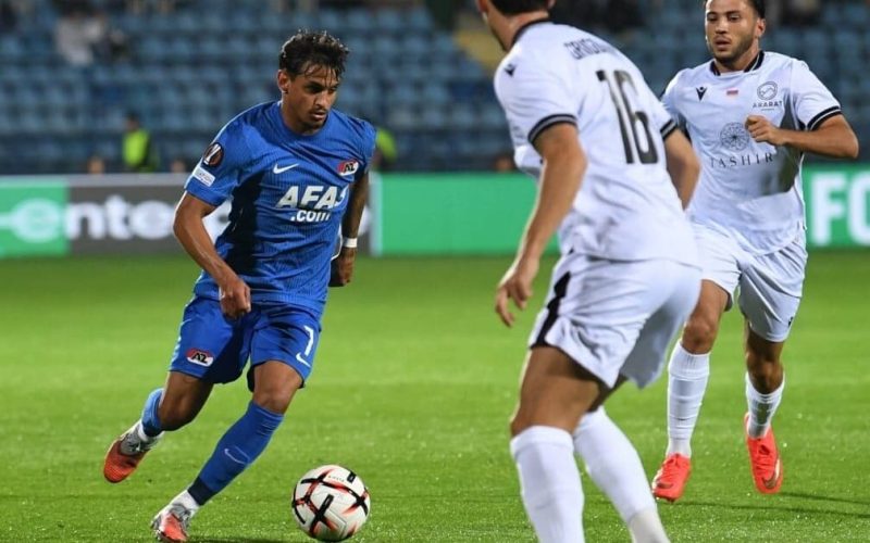 Weslley Patati brilha na Europa League e marca dois gols na vitória do AZ Alkmaar sobre o Ararat-Armenia