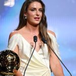 Alexia Putellas conquista a Bola de Ouro 2026 e iguala recorde de premiações no futebol feminino