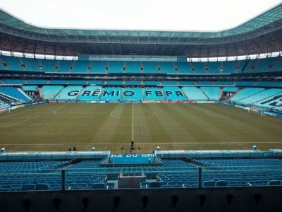 Grêmio e Cruzeiro se enfrentam na Arena do Grêmio em partida crucial no Campeonato Brasileiro