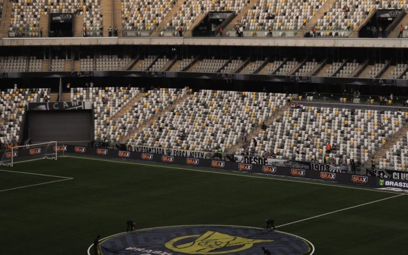 Atlético-MG e Santos se enfrentam no Brasileirão com escalações definidas; saiba onde assistir ao jogo