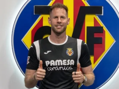 Péter Gulácsi é assaltado em casa e desfalca o Villarreal na Champions League contra o Napoli