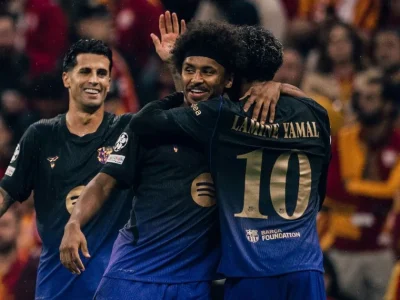 Barcelona supera sustos, vira e goleia Galatasaray na Champions League com Lamine Yamal em destaque