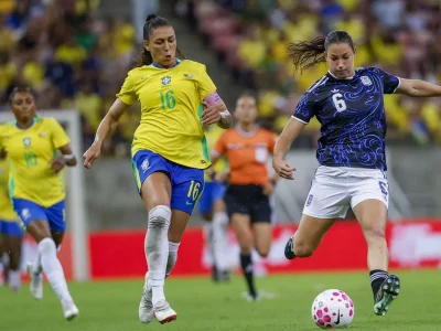 Brasil empata com Argentina em amistoso e técnico Arthur Elias faz avaliações para convocação futura