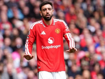 Bruno Fernandes critica táticas do Manchester United após goleada na Champions e pressiona Carrick por mudanças