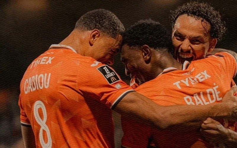 Lorient surpreende Mônaco e vence por 1 a 0, tirando o time da liderança da Ligue 1