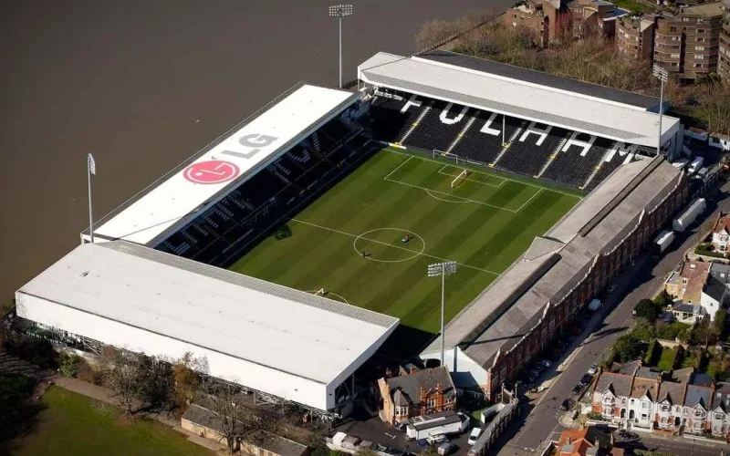 Fulham busca reação na Premier League contra Hull City, que enfrenta desfalques importantes