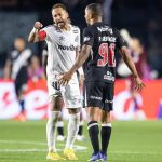 Neymar celebra vitória do Boca Juniors e provoca Vasco com homenagem a Paredes nas redes sociais