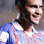 Rodrigo Nestor critica Neymar após desentendimento em jogo do Bahia: "Hoje falhou como pessoa"