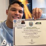 Ex-jogador Alejandro Mancuso é acusado de enganar astros do futebol com esquema de licenças falsas para treinador