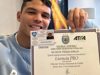 Ex-jogador Alejandro Mancuso é acusado de enganar astros do futebol com esquema de licenças falsas para treinador