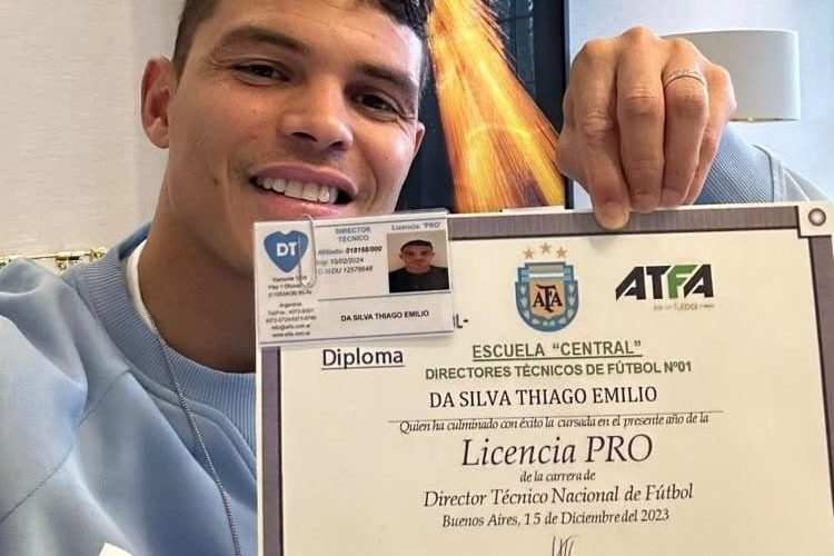 Ex-jogador Alejandro Mancuso é acusado de enganar astros do futebol com esquema de licenças falsas para treinador