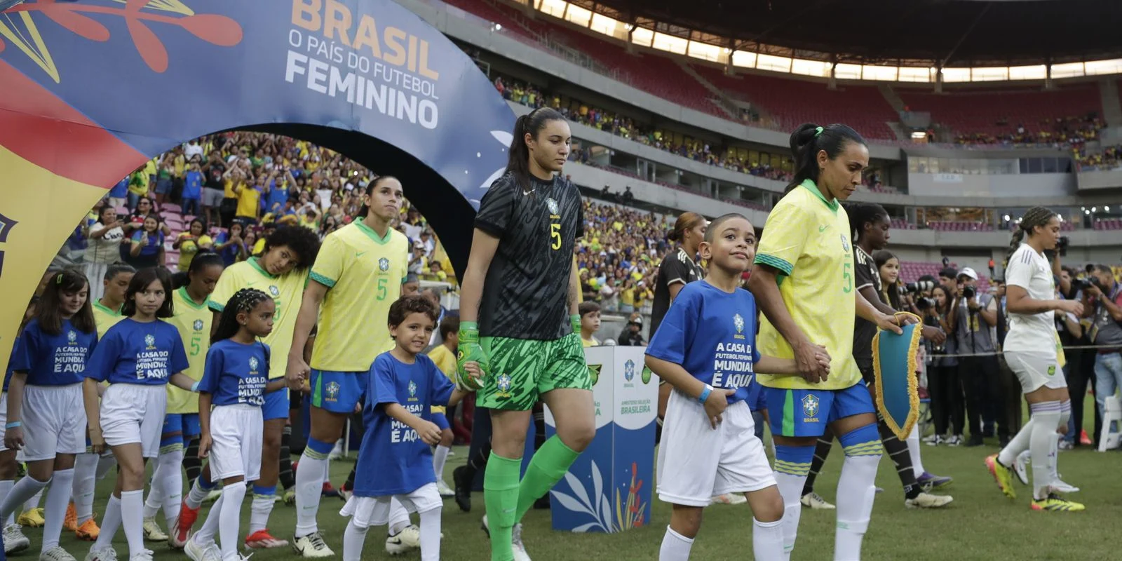 Seleção feminina enfrenta a Argentina em amistoso no Beira-Rio e estreia em grande estilo antes da Copa do Mundo