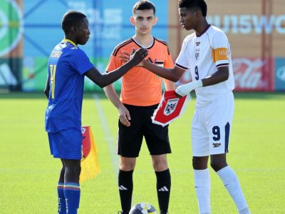 Inglaterra abandona partida na Copa do Mundo Sub-15 após ofensa racista da Irlanda