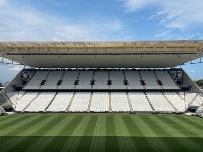 Corinthians é multado em US$ 23 mil pela Conmebol por infrações durante a Libertadores